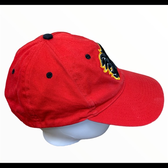 OLD TIME HOCKEY Calgary Flames Ball Cap Red One Size - Picture 6 of 8